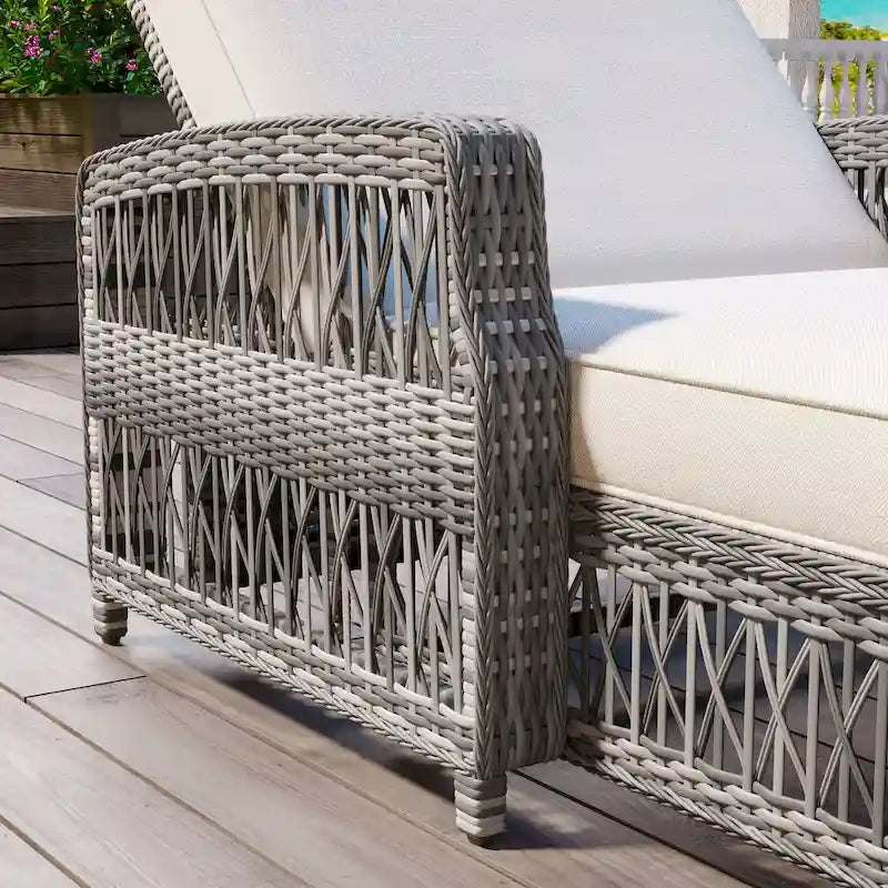 Outdoor Long Reclining Chaise