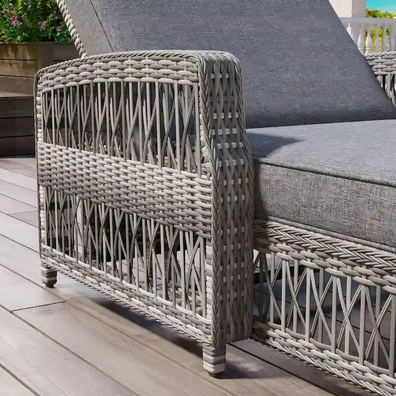 Outdoor Long Reclining Chaise