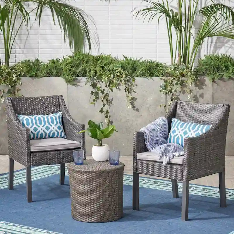 Edenborn Outdoor Chat