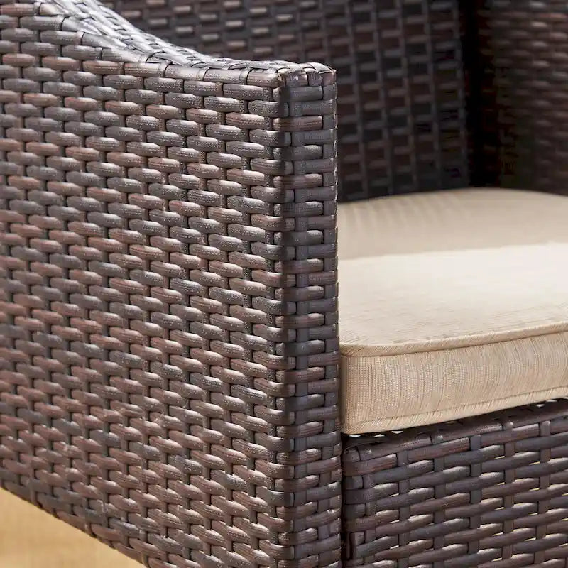 Edenborn Outdoor Chat