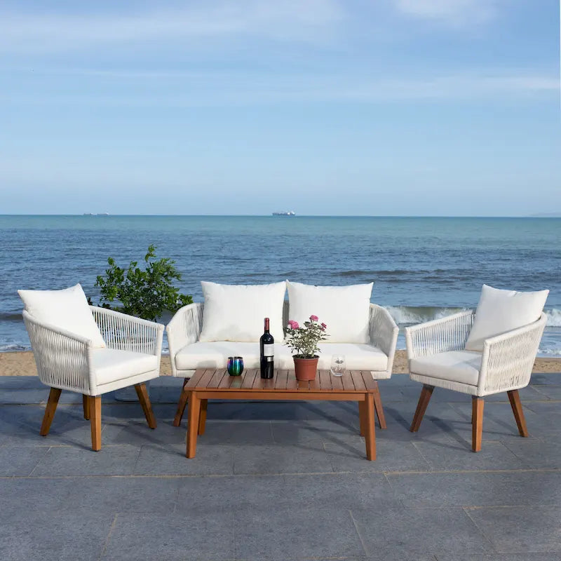 Outdoor Erinka Living