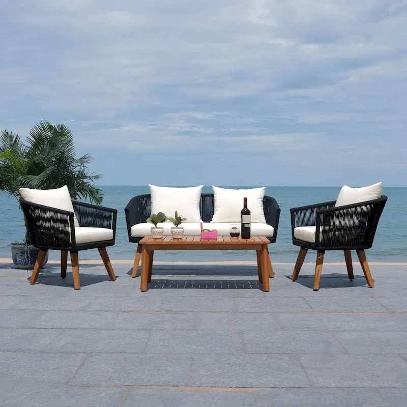 Outdoor Erinka Living