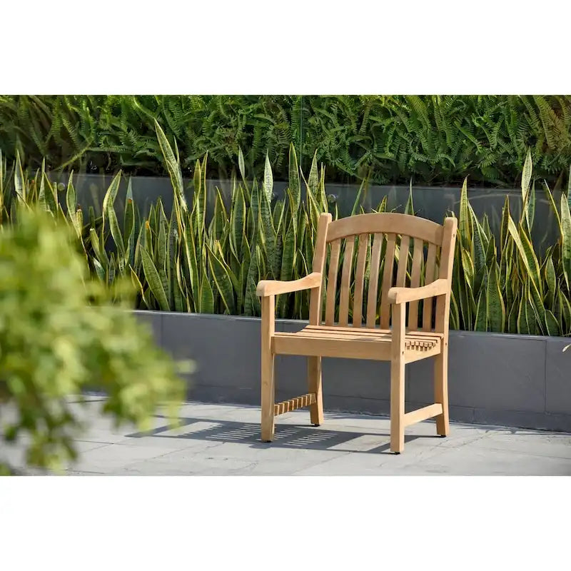 Round Wood Outdoor Dining