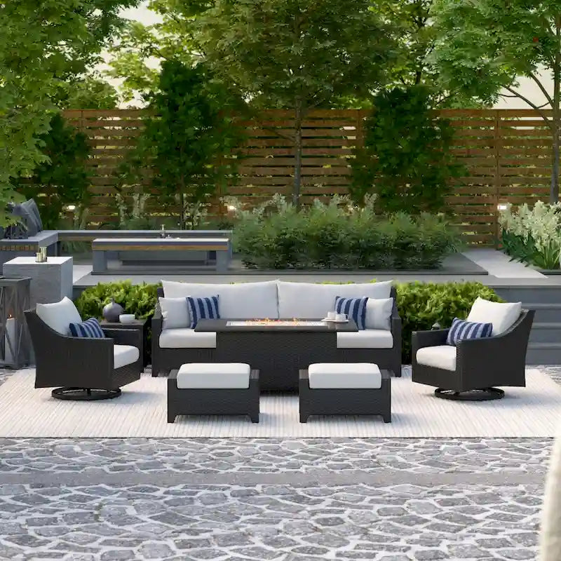 Outdoor Patio Motion Fire with Table